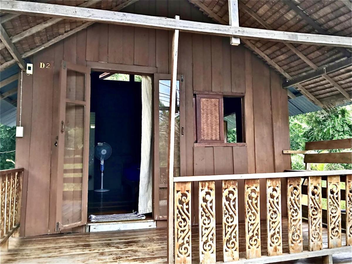 Hotel Frog Garden Hut Koh Phayam Exterior foto