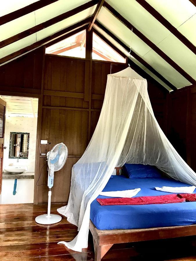 Hotel Frog Garden Hut Koh Phayam Exterior foto