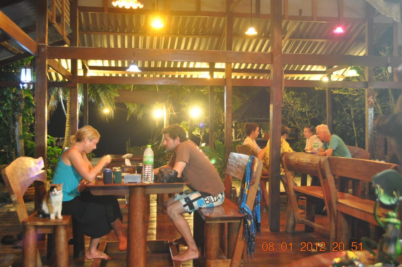 Hotel Frog Garden Hut Koh Phayam Exterior foto