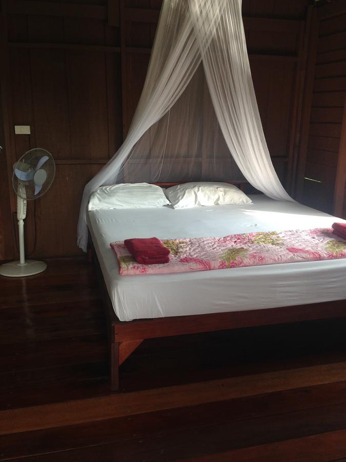 Hotel Frog Garden Hut Koh Phayam Exterior foto